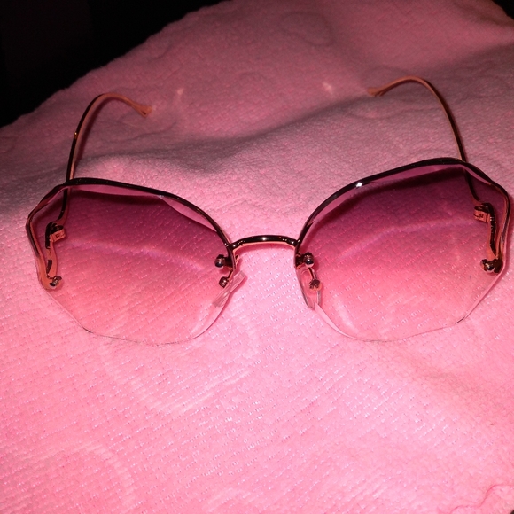 Pink Sunglasses - Picture 2 of 10